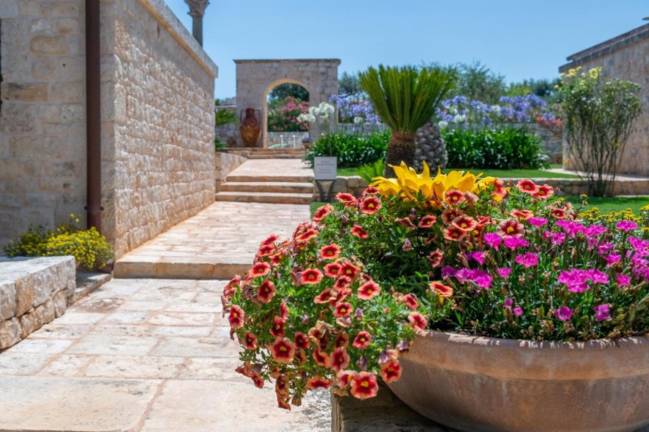 Trulli Oasi Fiorita - Exclusive Apulian Holidays Vila Castellana Grotte Exterior foto